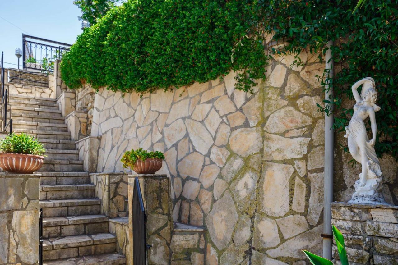 Villa Angeliki By Tsiolis Family Katávolos Exterior foto