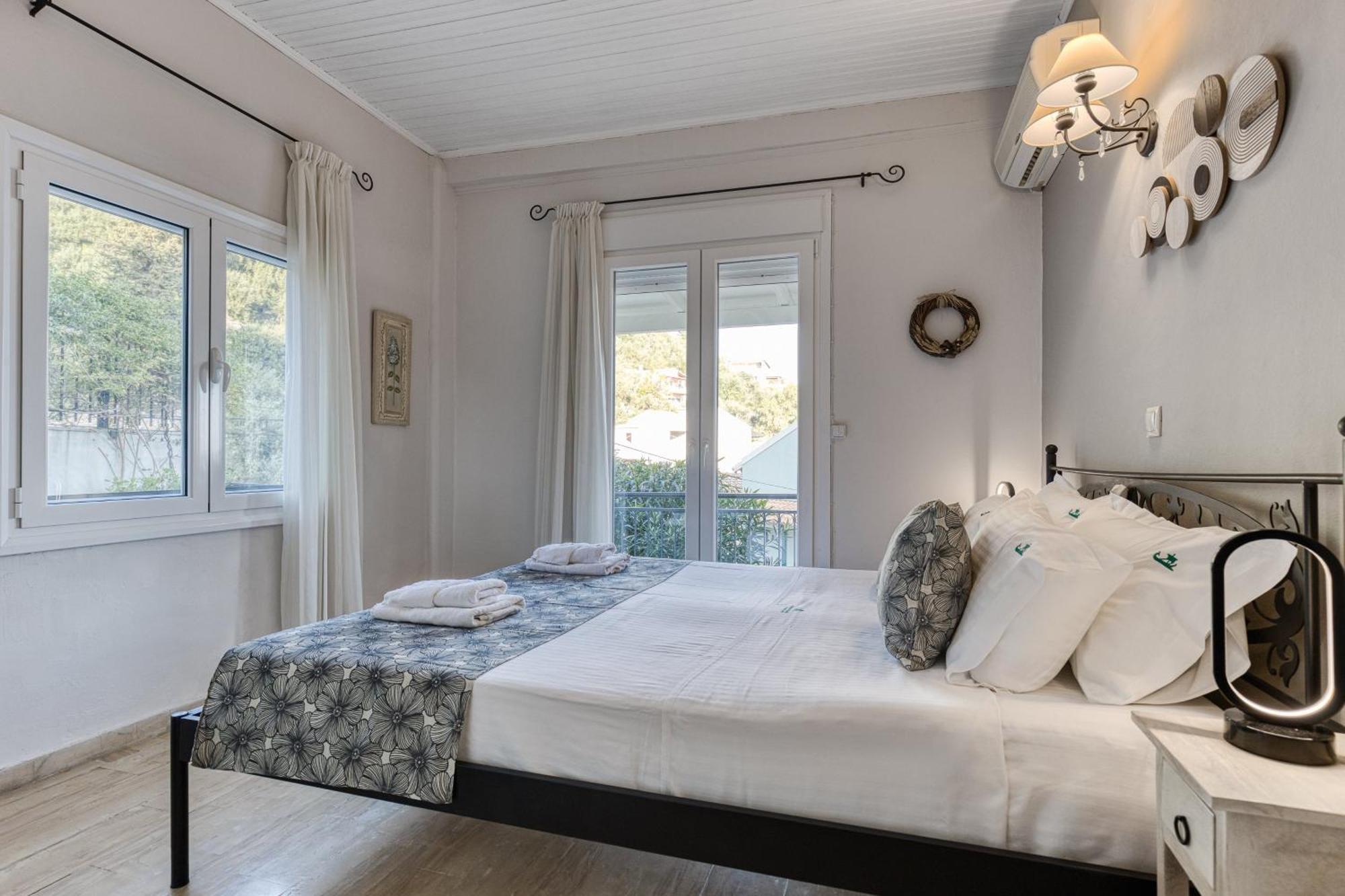 Villa Angeliki By Tsiolis Family Katávolos Exterior foto